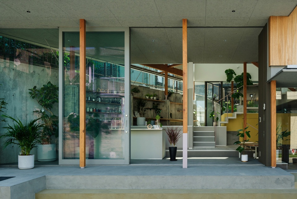 blue box office by eureka hho keio architecture sano lab