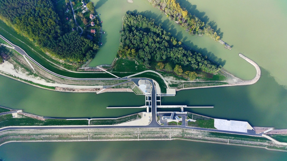The Mosoni Danube Flood gate Control Building by TeRHaLoZAT