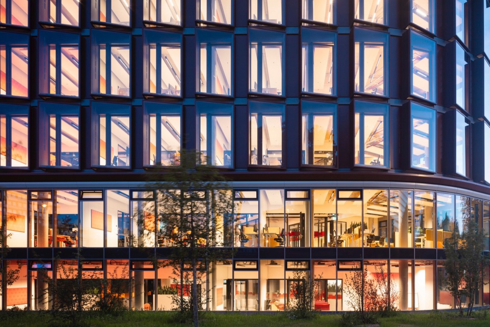 eclipse campus in dusseldorf by gmp