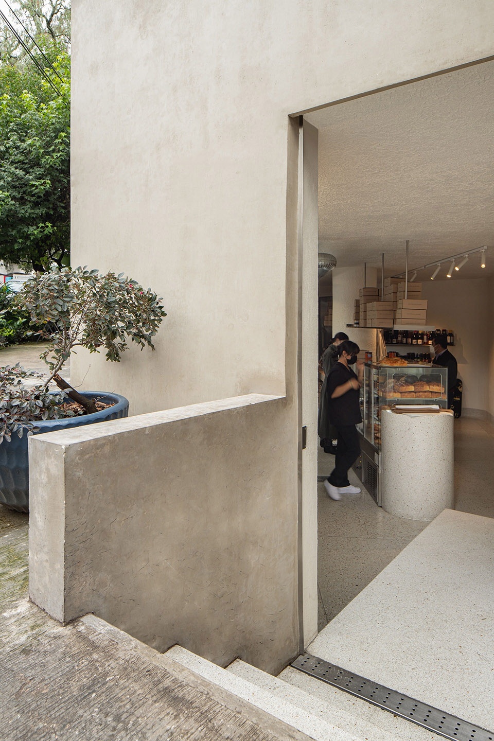 nero pasta and gourmet store naso