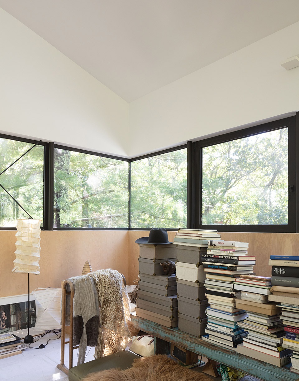 spring artist studio by worrell yeung