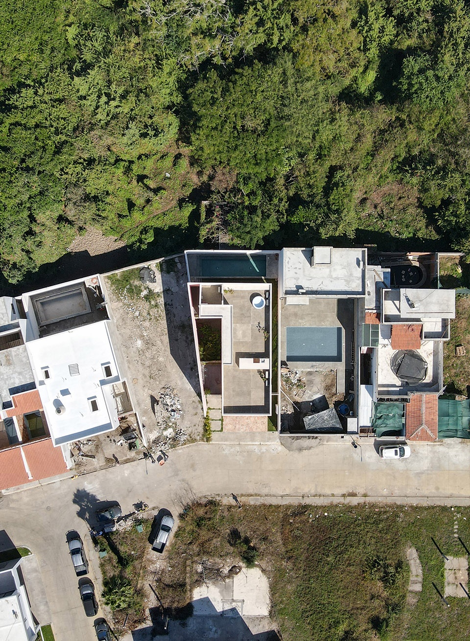 casa banderas by rea studio