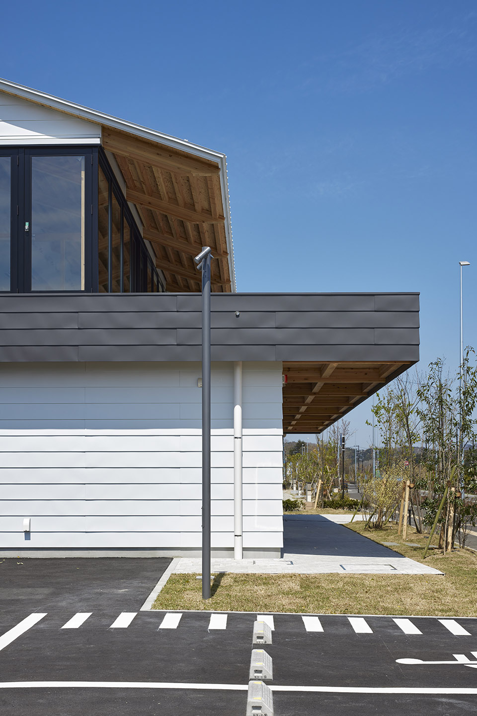 izumi parktown centerhouse by new office