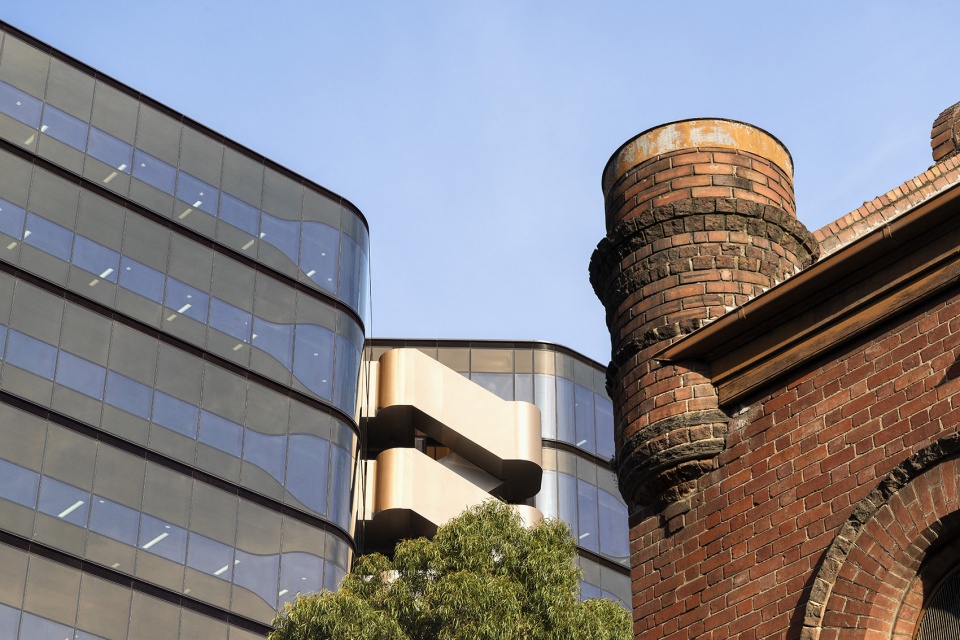 200 vic parade by fjcstudio