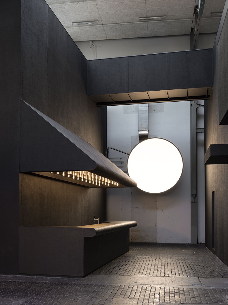 FILM NOIR Leopold Banchini Architects Giona Bierens de Haa ifg