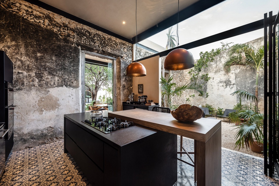 Casa Paakal by Workshop Diseno y Construccion