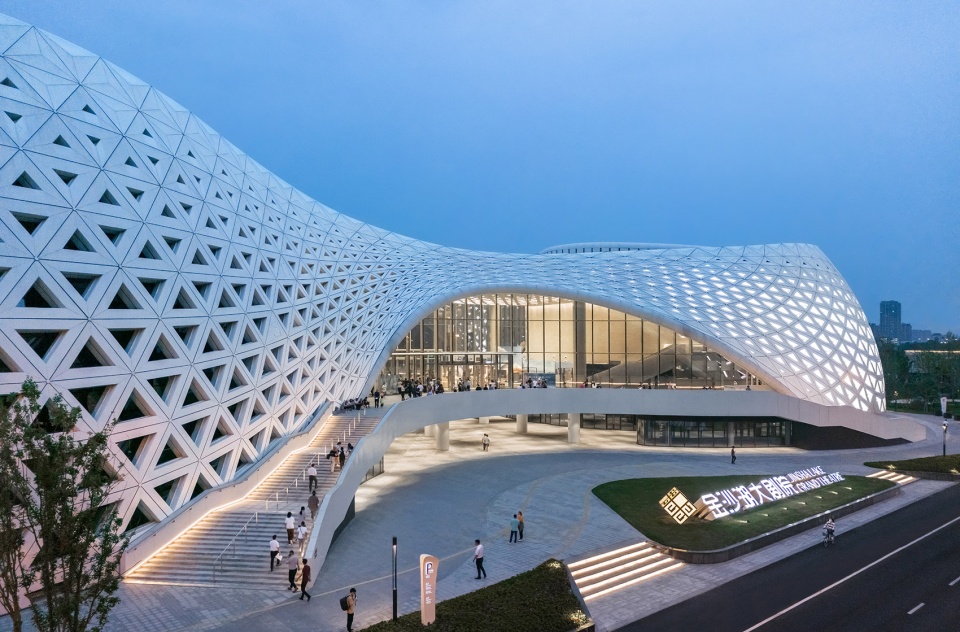 golden sands lake grand theater by cctn design