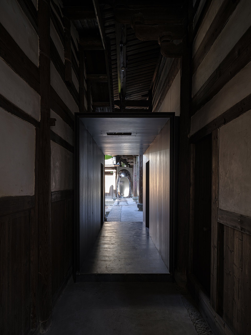 shisan cuo museum of contemporary art china by fuzhou huangfeng interior design co ltd