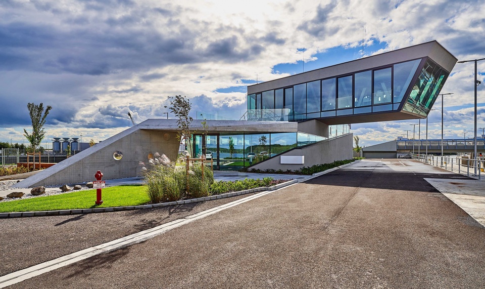 The Mosoni Danube Flood gate Control Building by TeRHaLoZAT