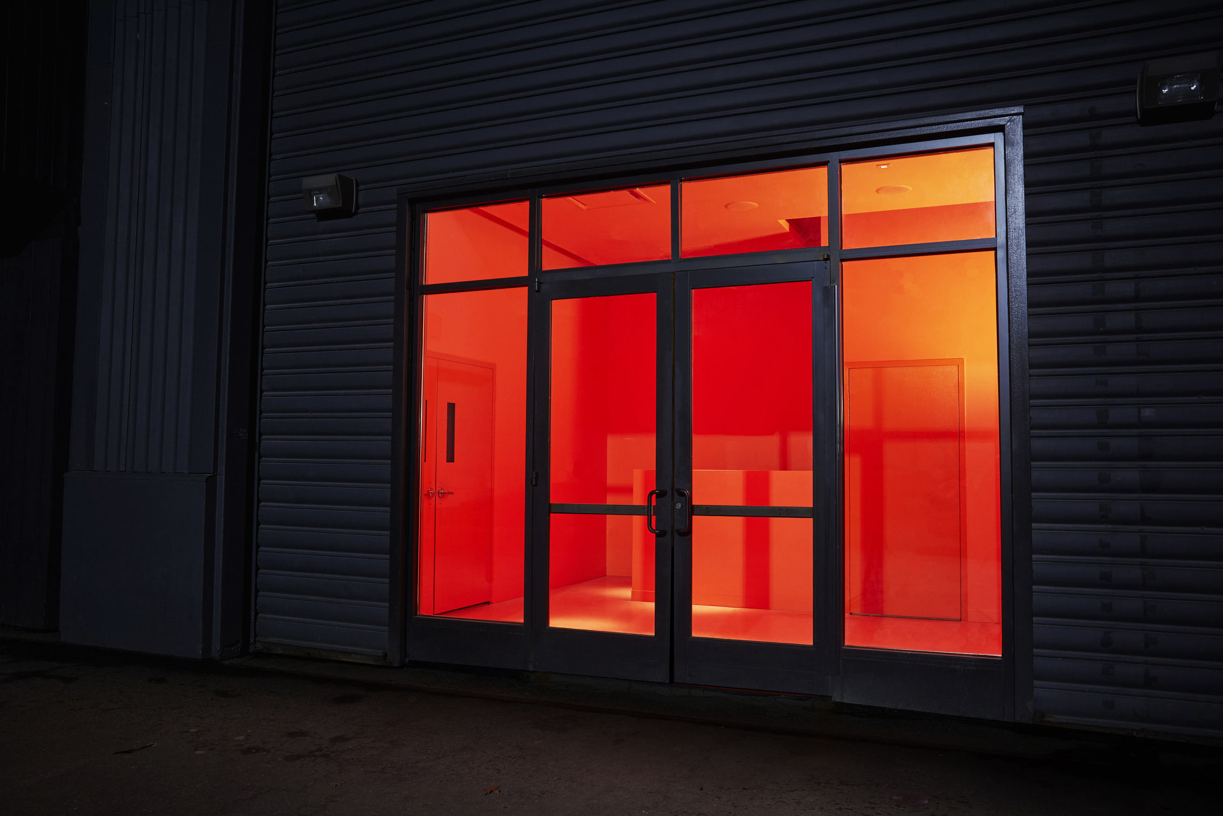 Classic Car Club Pier 76 by Marc Thorpe Design 谷德设计网