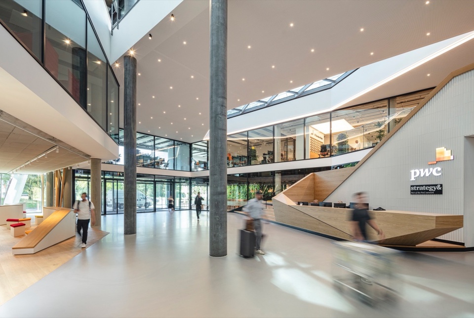 eclipse campus in dusseldorf by gmp