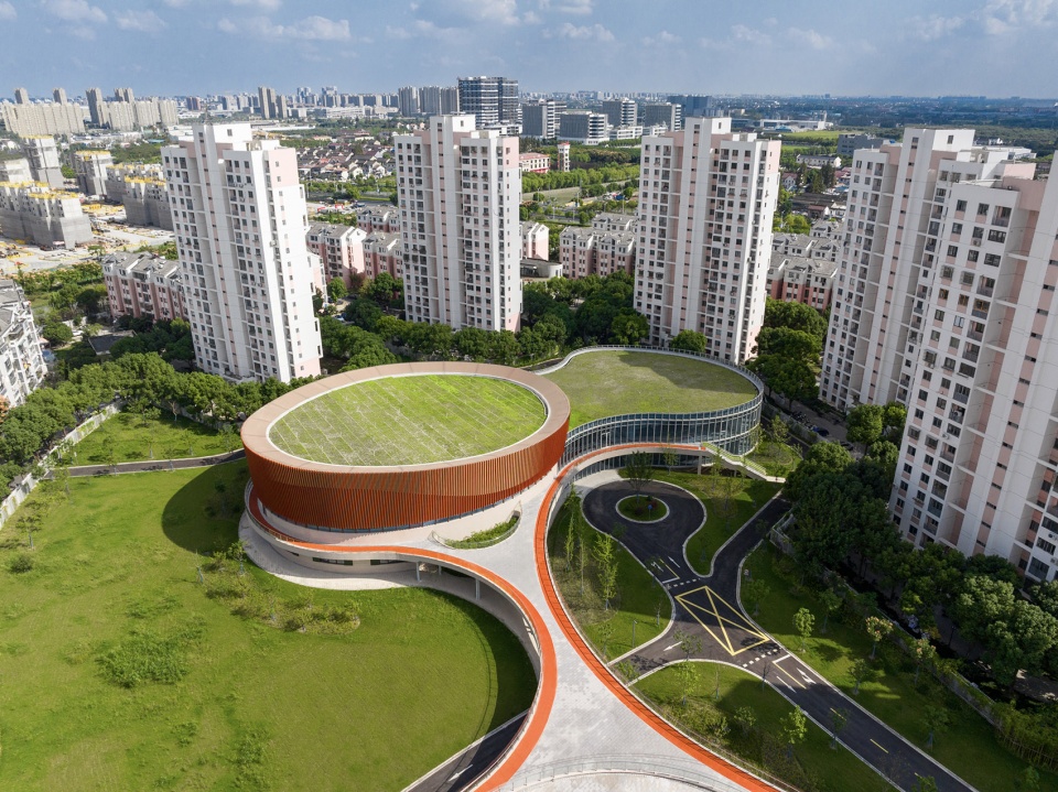 Shanghai Sanlin Yide Community Culture and Sports Center by SUNYAT ARCHITECTURE