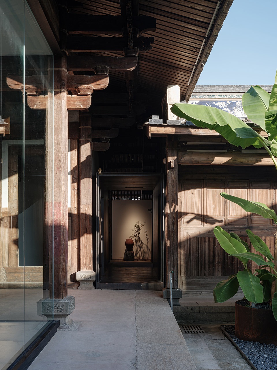 shisan cuo museum of contemporary art china by fuzhou huangfeng interior design co ltd