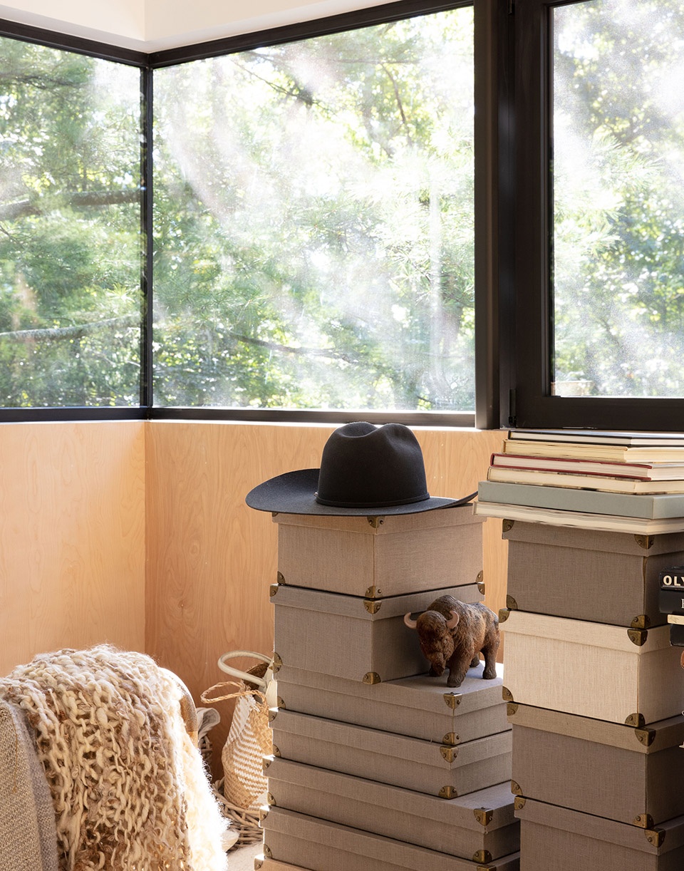 spring artist studio by worrell yeung