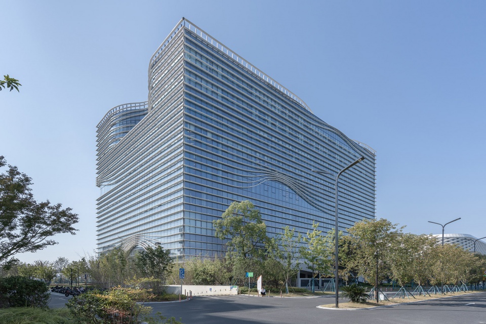 Zhejiang Sci Tech University School of Fashion Library Building by Chinacuc