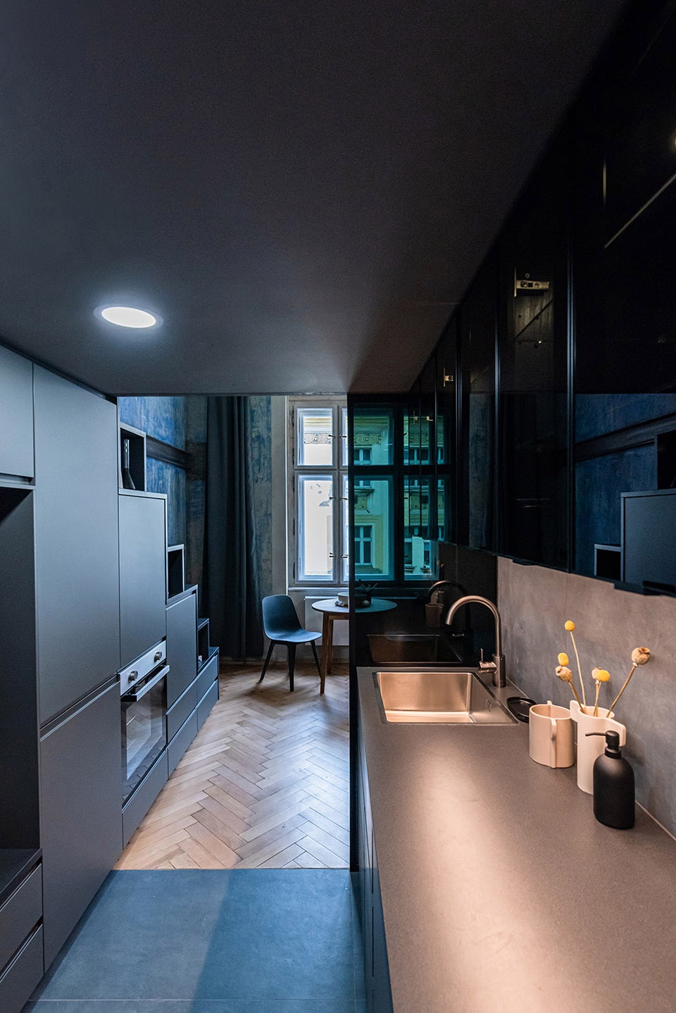 vrsovice twins apartment by studio reaktor