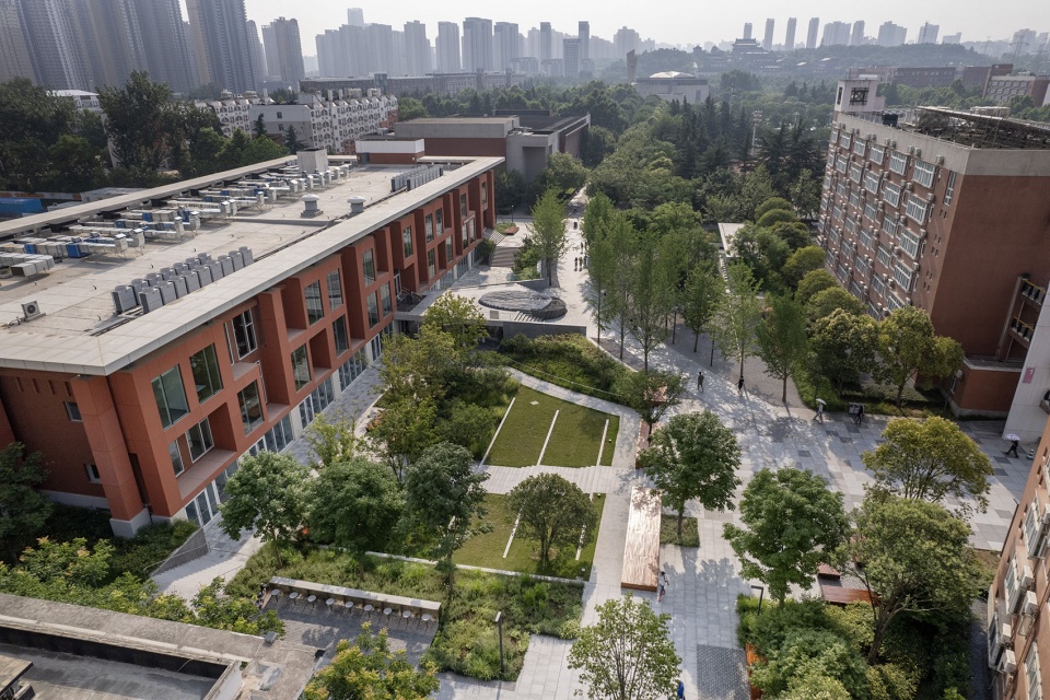 西安欧亚学院 张唐景观