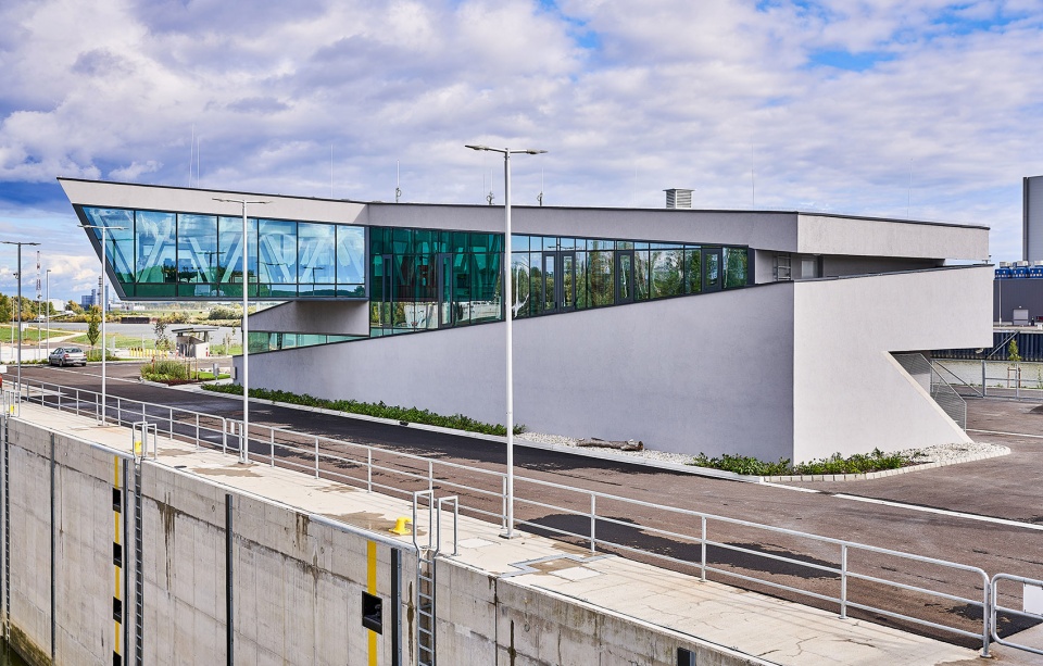 The Mosoni Danube Flood gate Control Building by TeRHaLoZAT