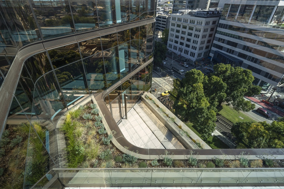 200 vic parade by fjcstudio