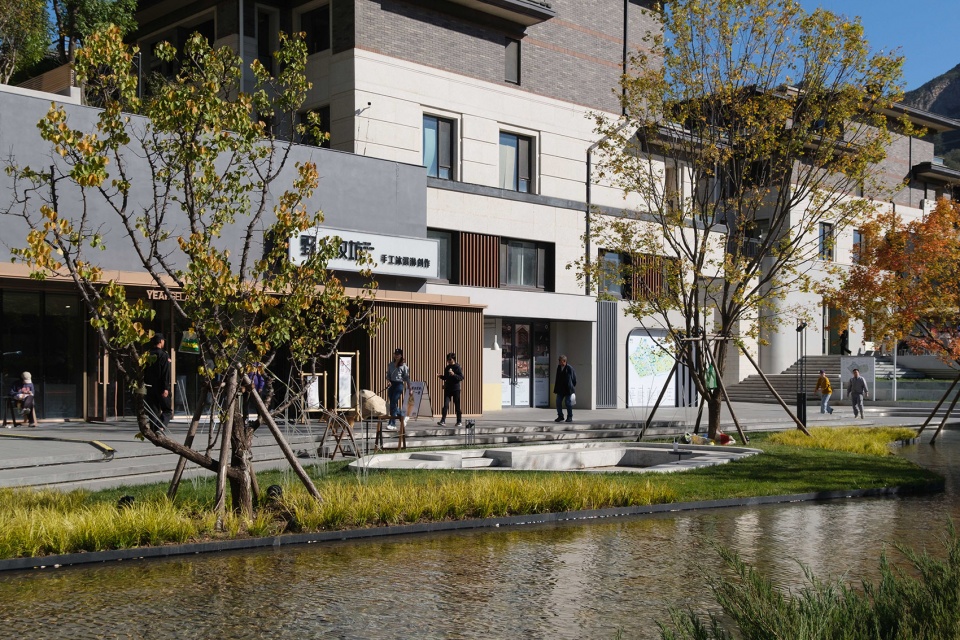 Commercial block reconstruction in Beijing by Atelier Shanghai Dachuan Architects