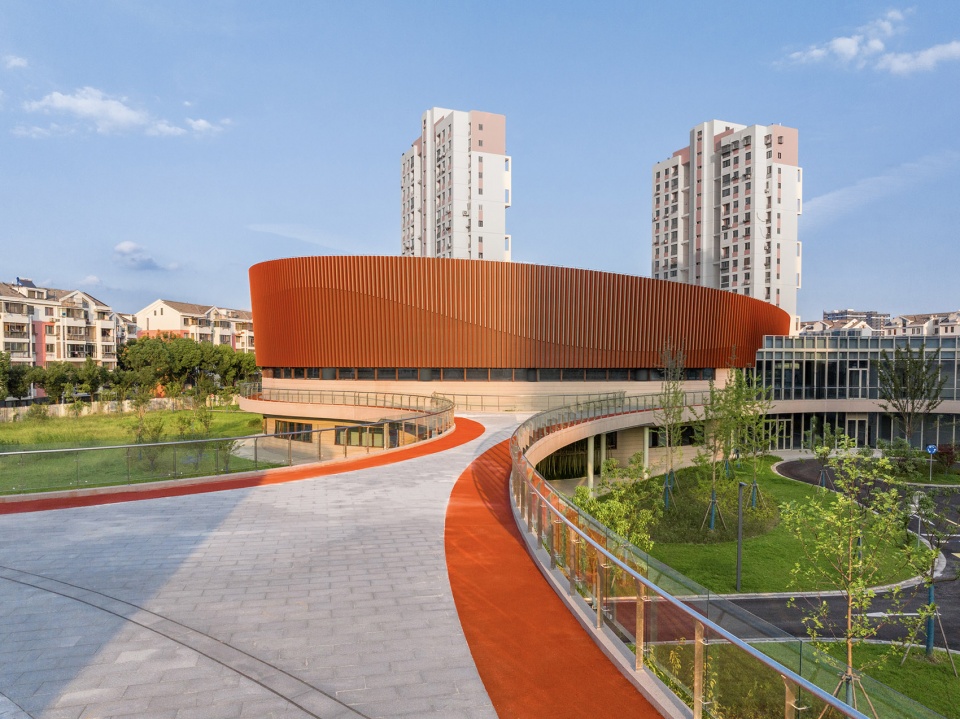 Shanghai Sanlin Yide Community Culture and Sports Center by SUNYAT ARCHITECTURE