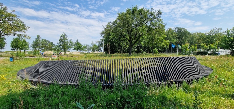 aviationobservationloungebench by studio marco vermeulen