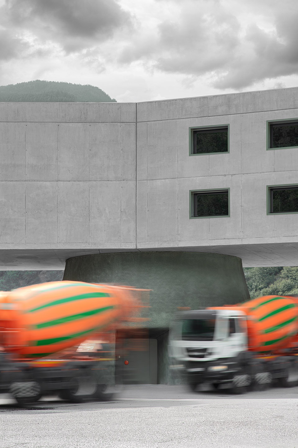 beton eisack hq by pedevilla architects