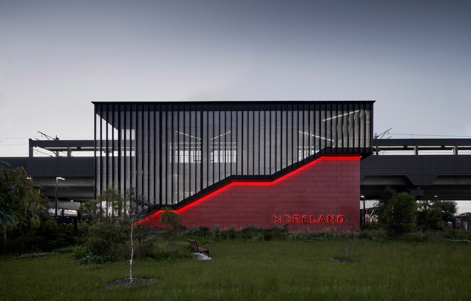 coburg and moreland stations by wood marsh architecture