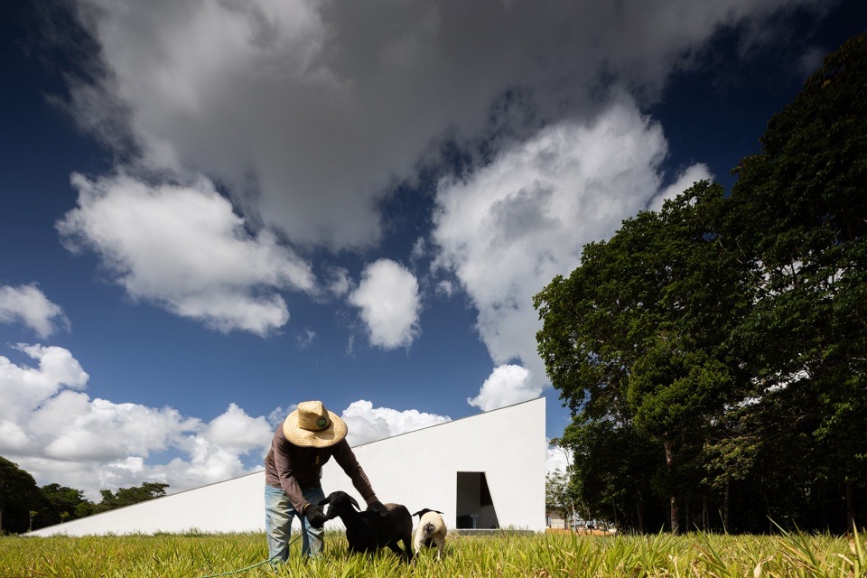 aldeia temple by nebr arquitetura