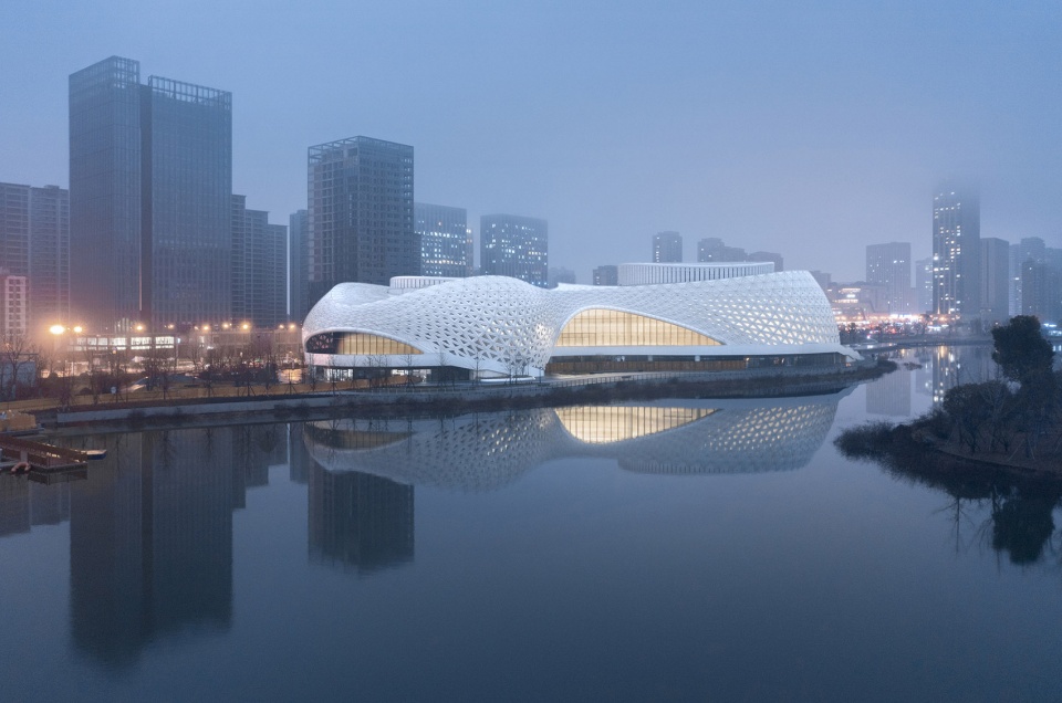 golden sands lake grand theater by cctn design