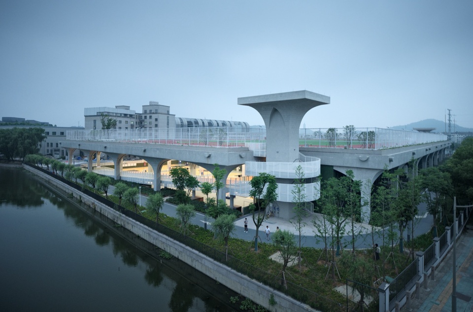indoor sports field of shaoxing university by uad
