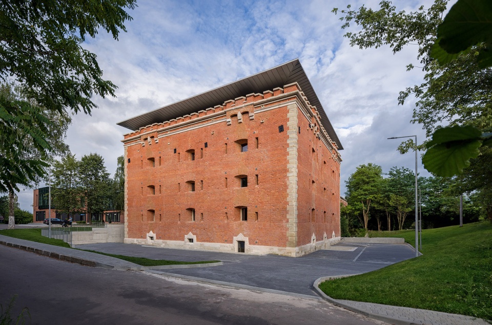 square tower of the lviv citadel by architecture studio symmetry