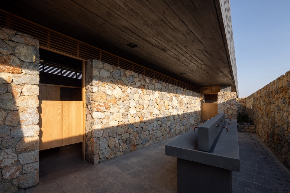 Dali Erhai Lake Ecological Rest Station China by Meng Fanhao line studio