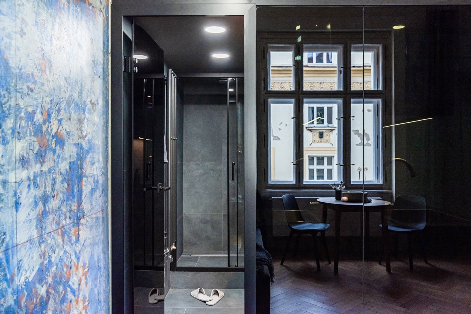 vrsovice twins apartment by studio reaktor