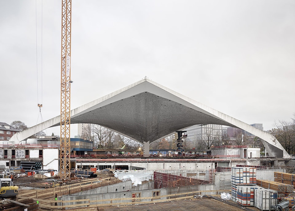 Alsterschwimmhalle has been comprehensively refurbished converted and extended by gmp