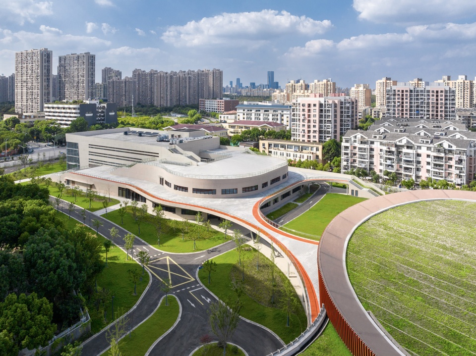 Shanghai Sanlin Yide Community Culture and Sports Center by SUNYAT ARCHITECTURE