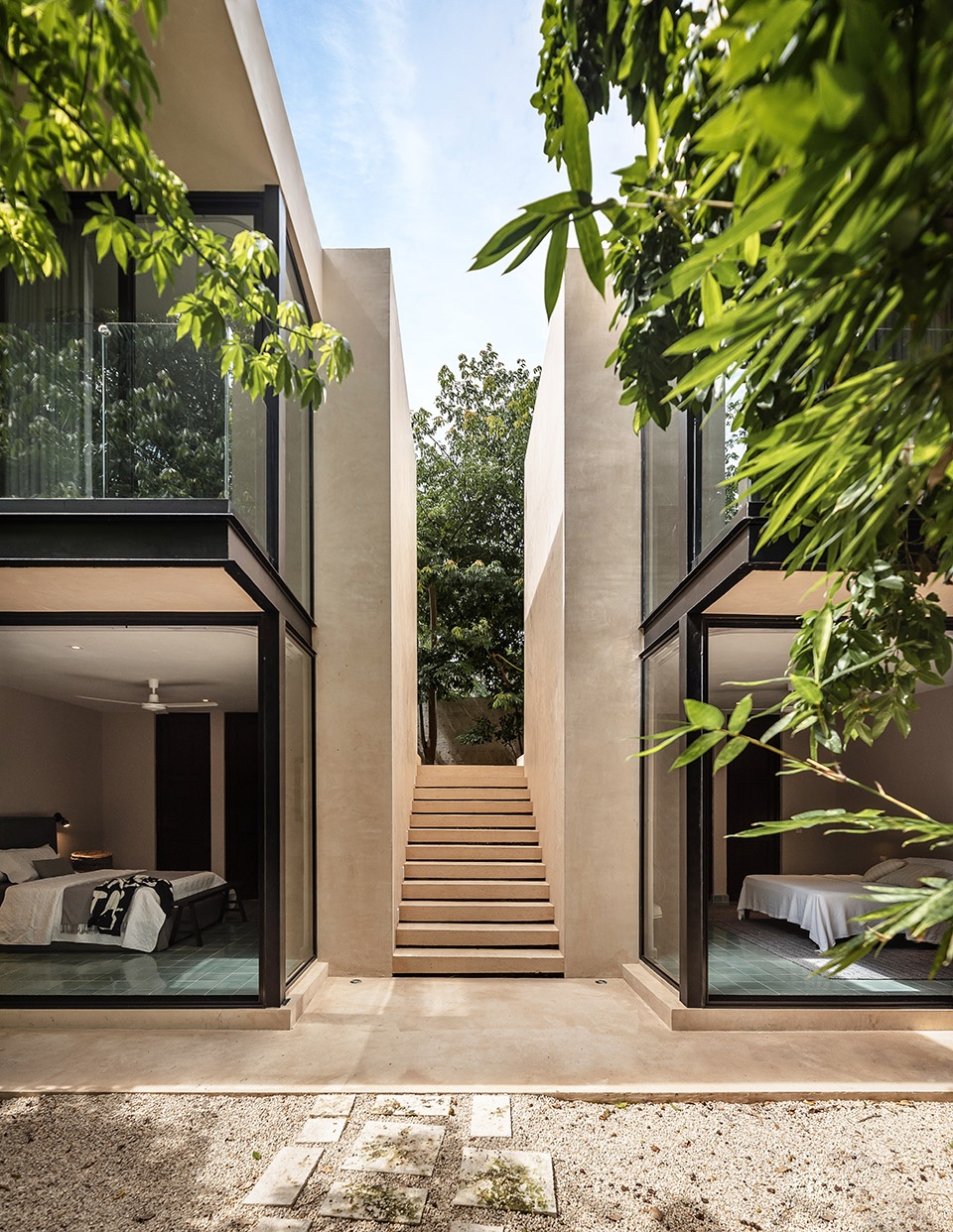 Casa Paakal by Workshop Diseno y Construccion