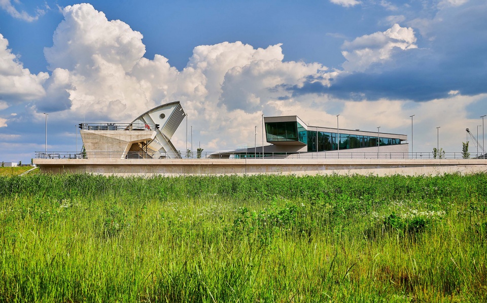 The Mosoni Danube Flood gate Control Building by TeRHaLoZAT