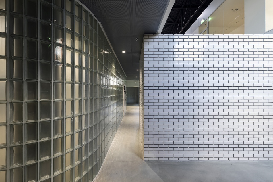 land registry department of the municipal civil court in zagreb by more arhitekture