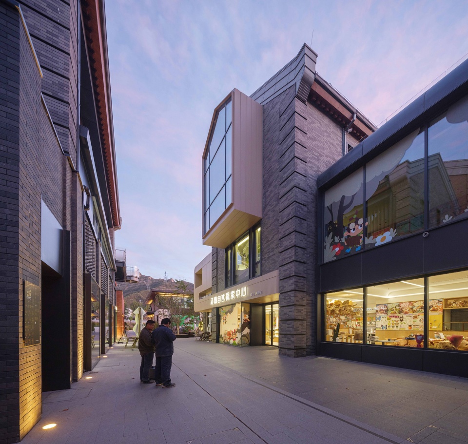 Commercial block reconstruction in Beijing by Atelier Shanghai Dachuan Architects
