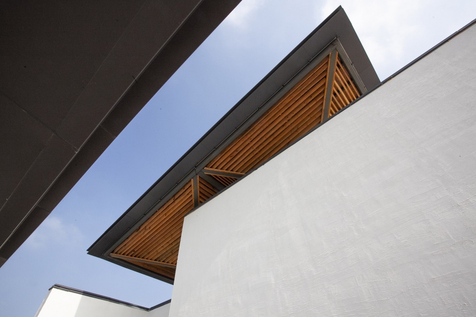 Youran Square in Anqing Zhanghu Park by East China Architectural Design Research Institute