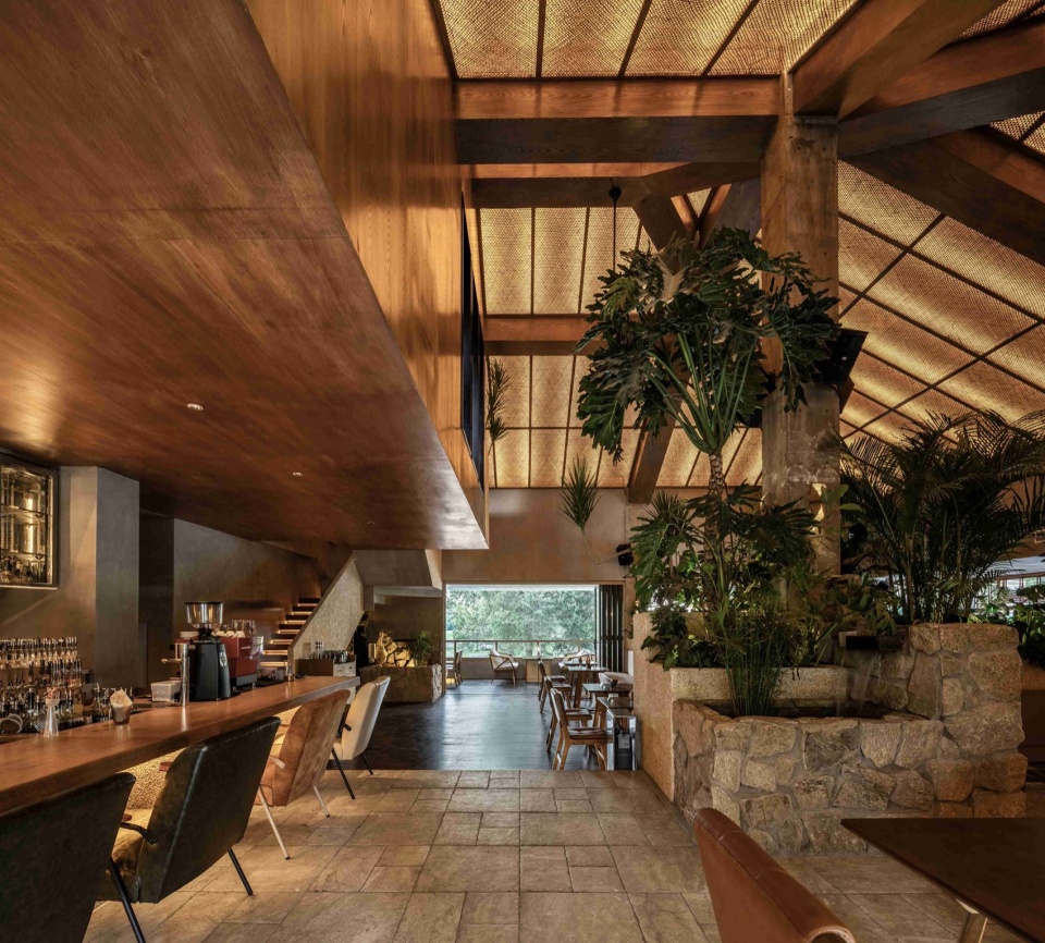 the bond restaurant by daga architects