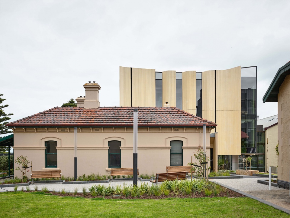warrnambool learning and library centre
