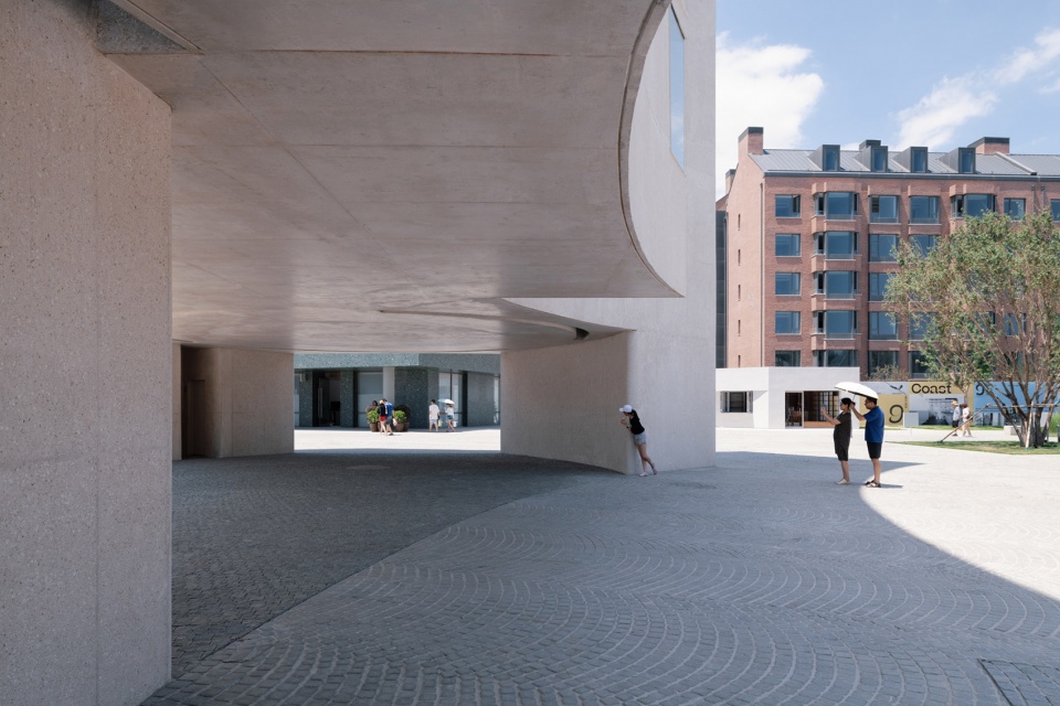 North Shore Auditorium China by Vector Architects