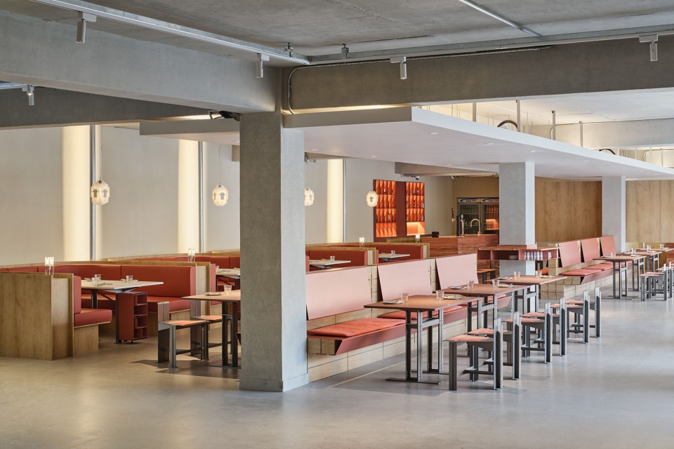 Slowyard BBQ Restaurant Bar Indiesalon