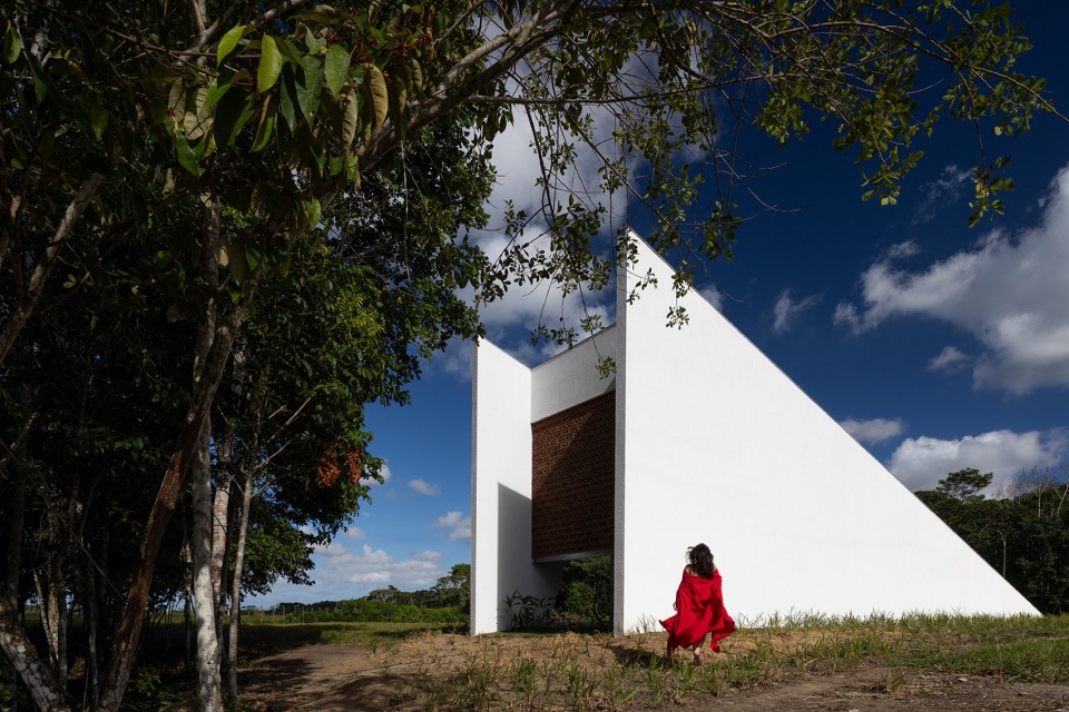 aldeia temple by nebr arquitetura