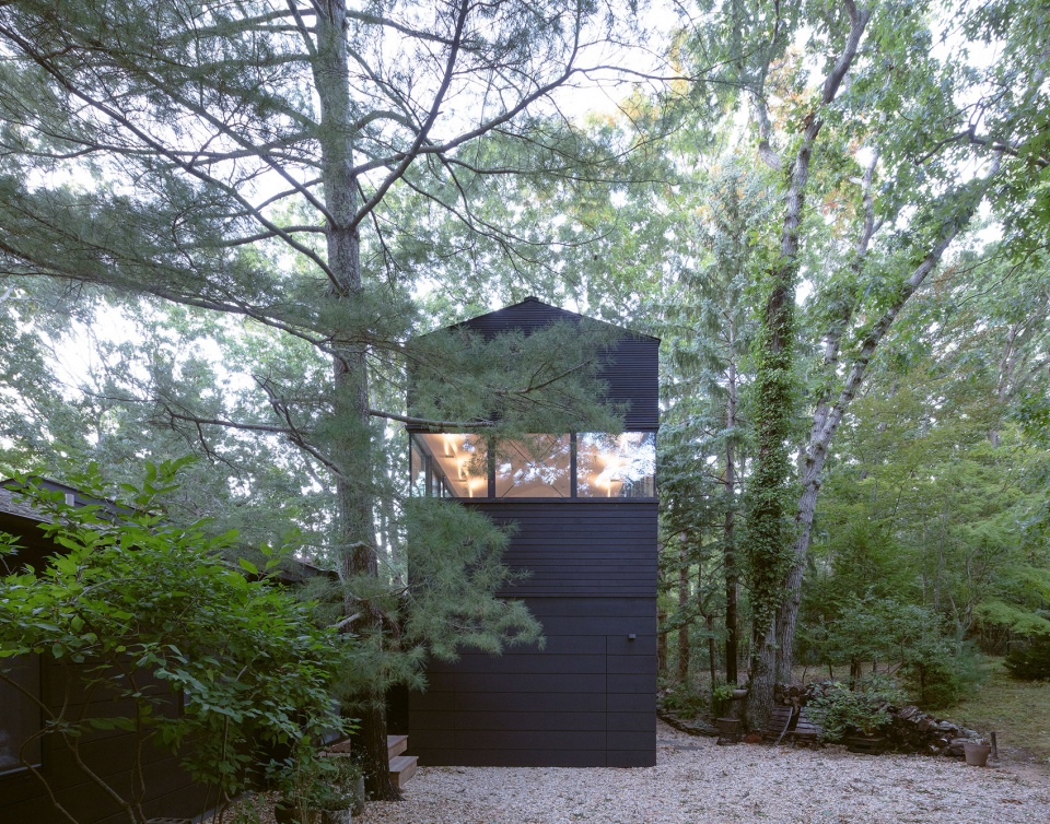 spring artist studio by worrell yeung