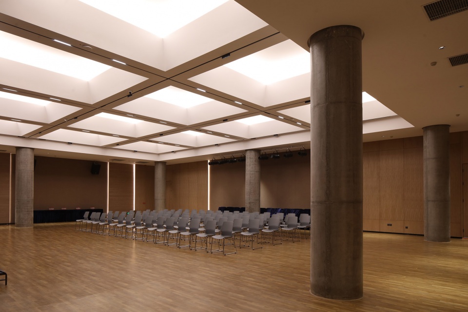 deba library by rong zhaohui studio zradi
