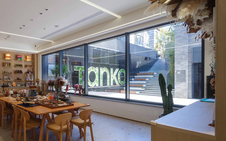 Commercial block reconstruction in Beijing by Atelier Shanghai Dachuan Architects