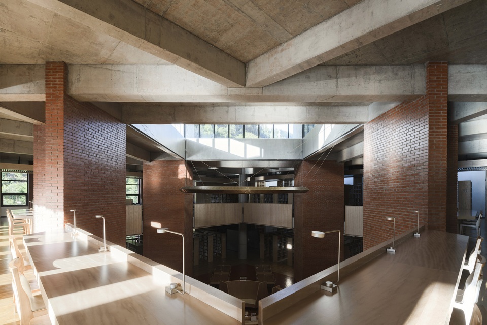 deba library by rong zhaohui studio zradi